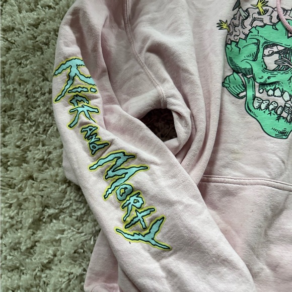 Rick and Morty skater large pastel pink cute hoodie
Size large - Picture 3 of 6